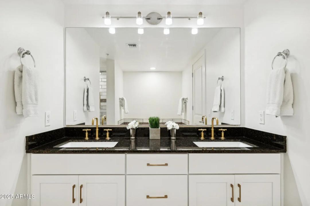 Real Estate Picture 2