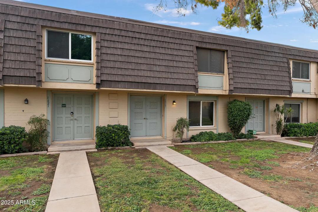 Real Estate Picture 2