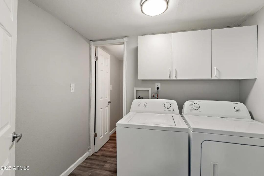 Real Estate Picture 12