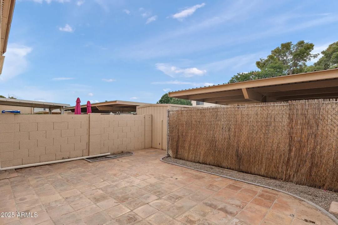 Real Estate Picture 25