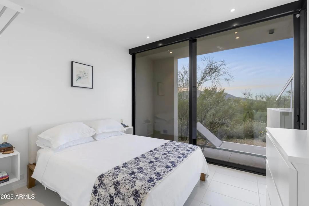 Real Estate Picture 54