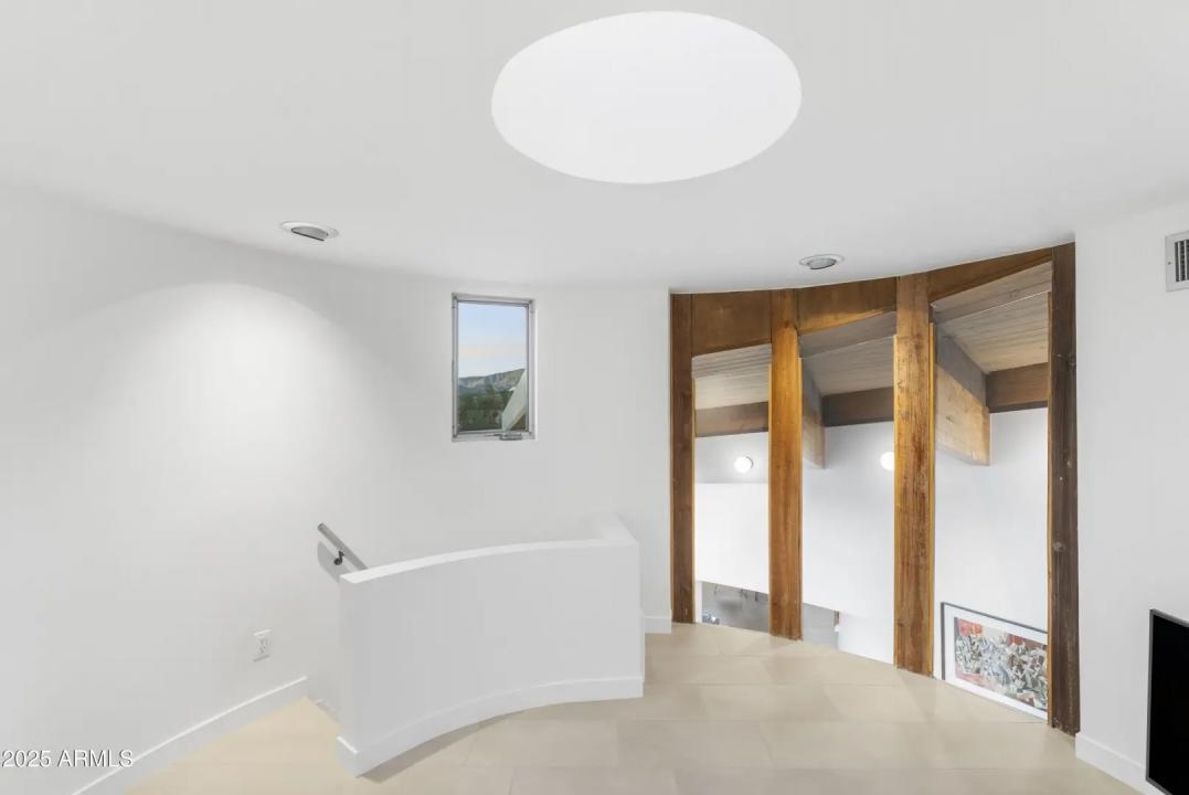 Real Estate Picture 28