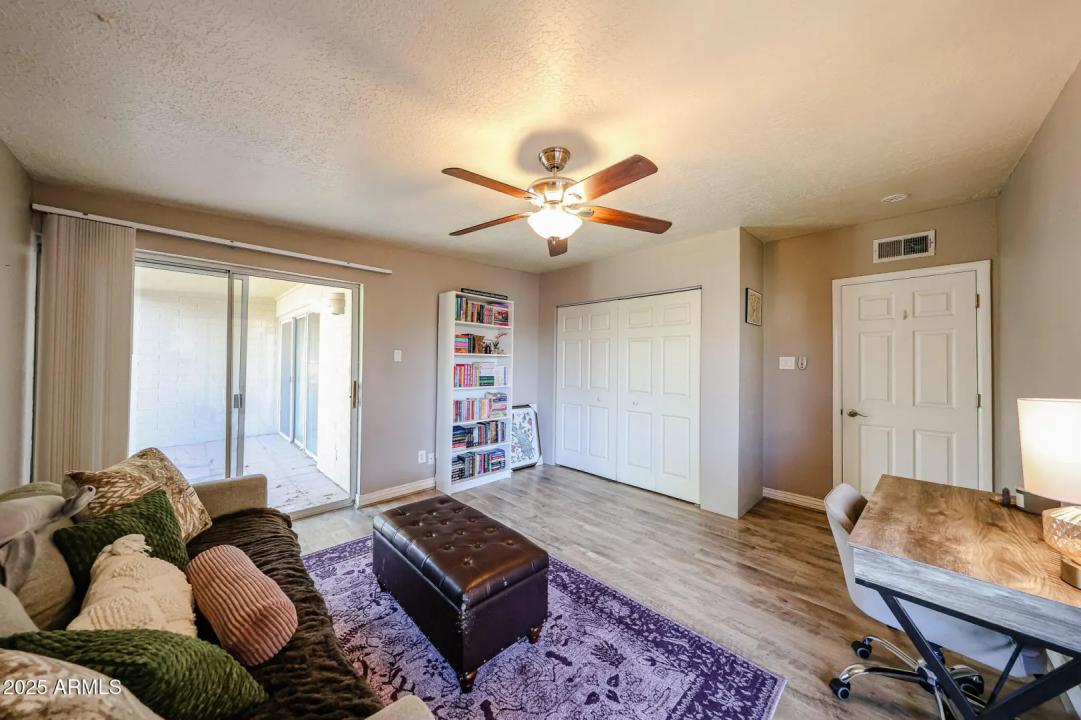 Real Estate Picture 19