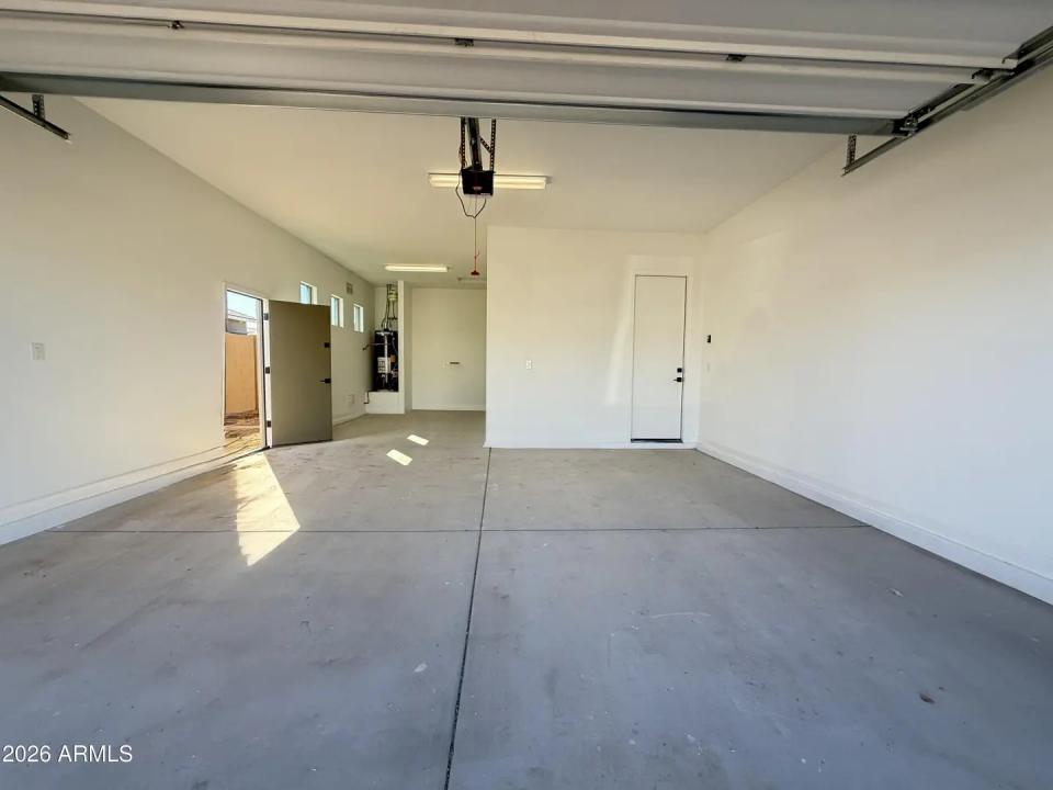 Real Estate Picture 27