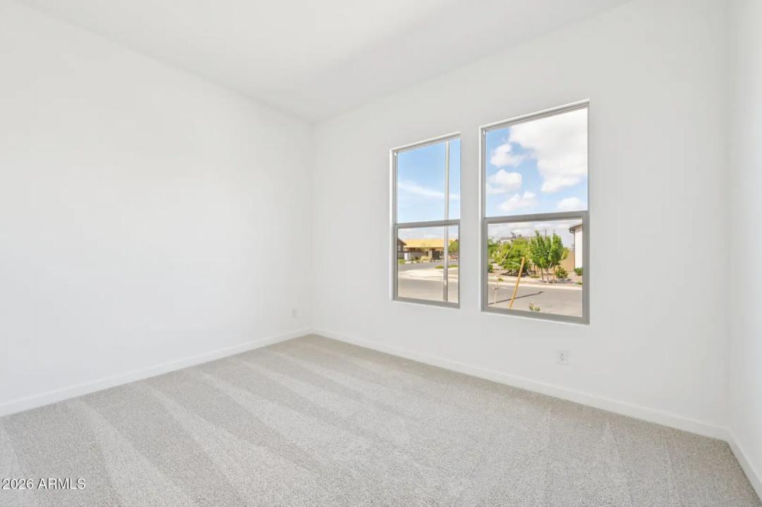 Real Estate Picture 27