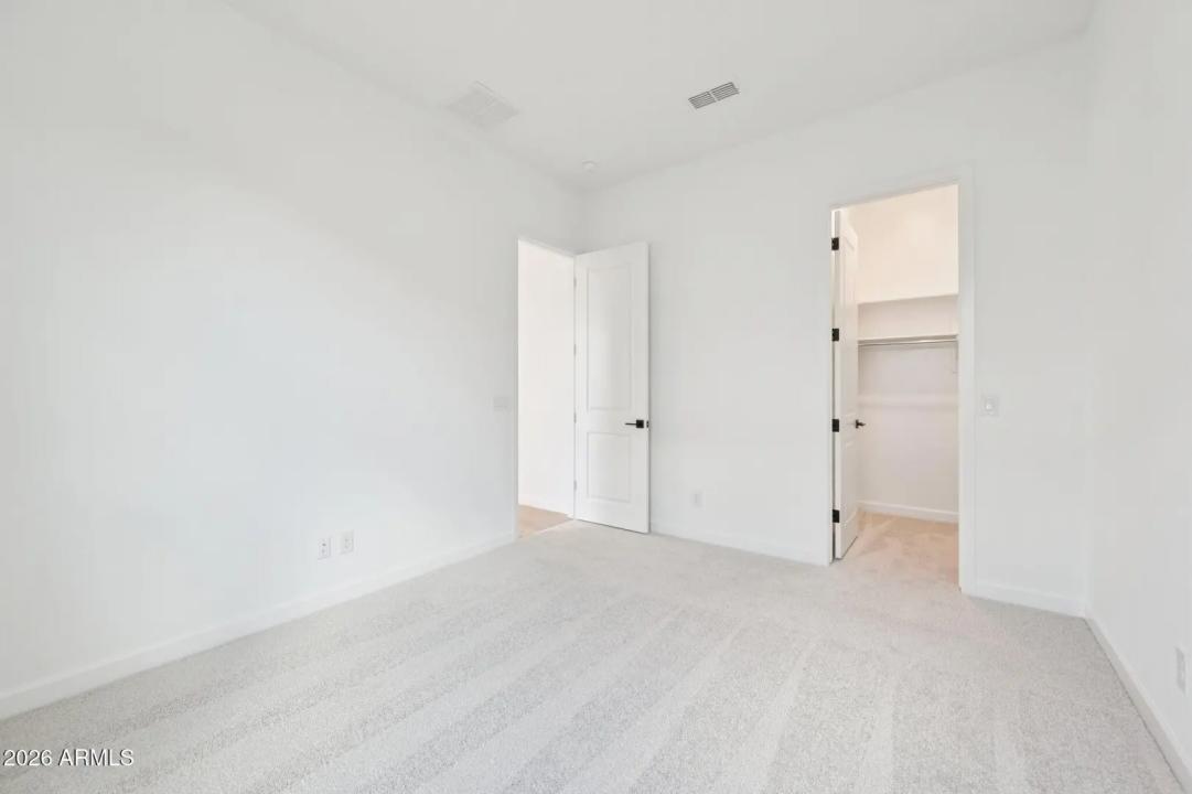 Real Estate Picture 30