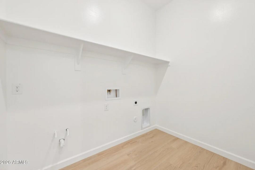 Real Estate Picture 39