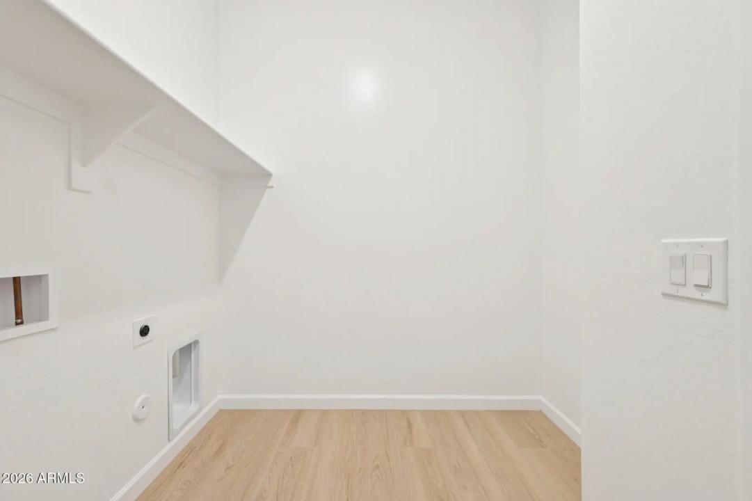 Real Estate Picture 40