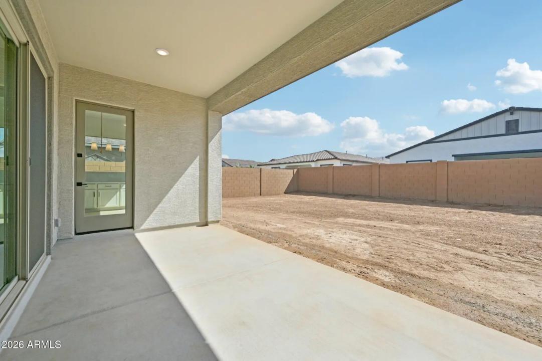 Real Estate Picture 42