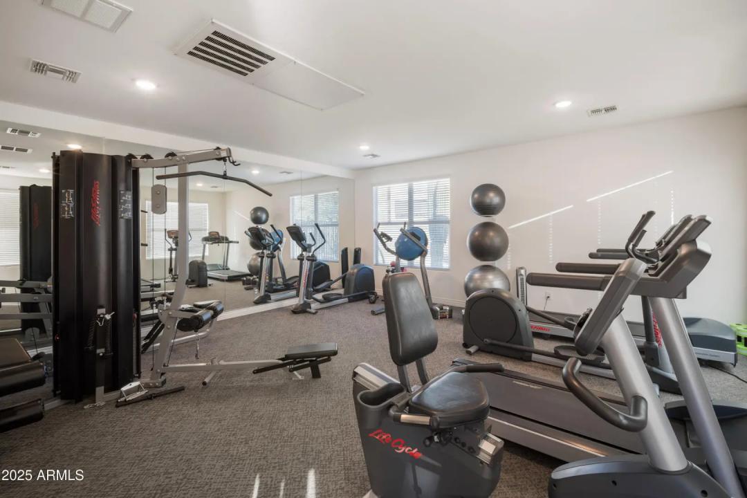 Real Estate Picture 21