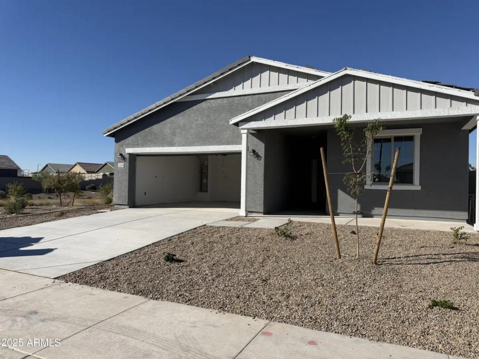 Real Estate Picture 2