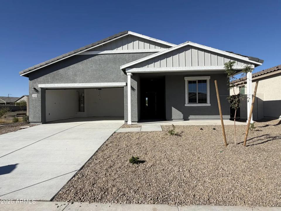 Real Estate Picture 3