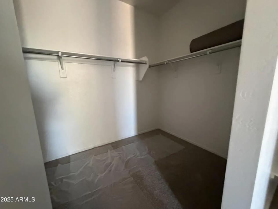 Real Estate Picture 14