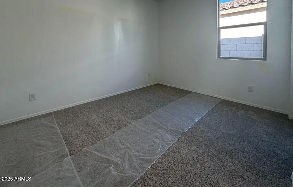 Real Estate Picture 5