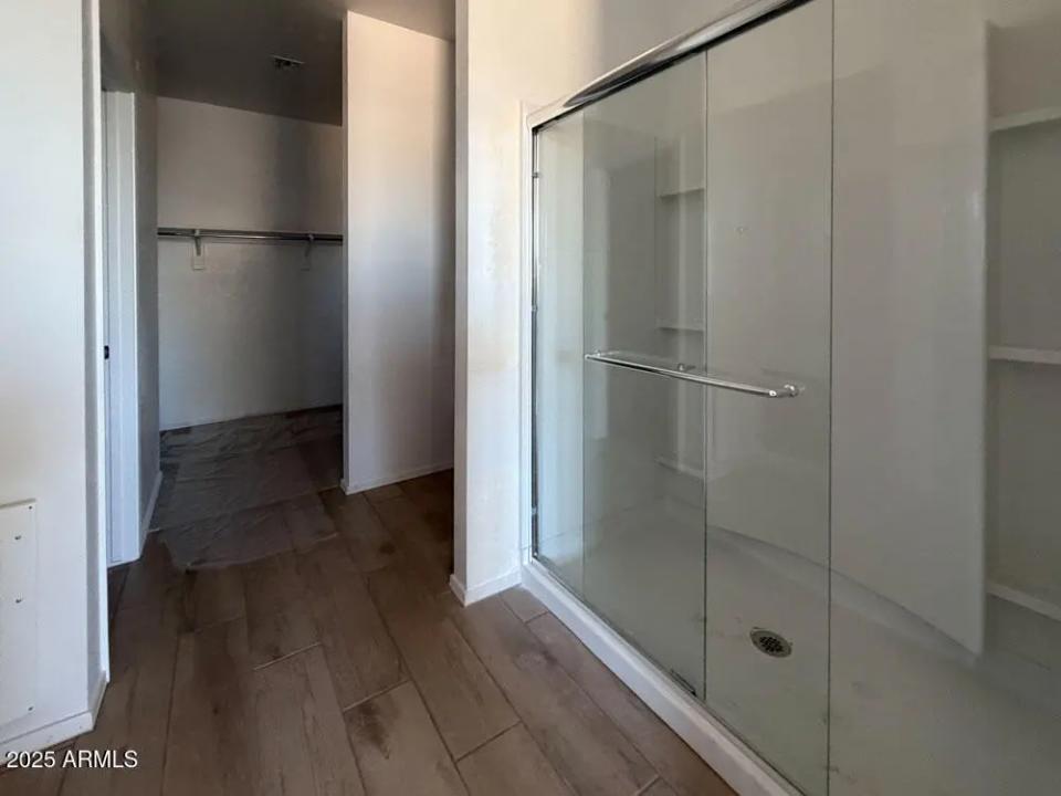 Real Estate Picture 9