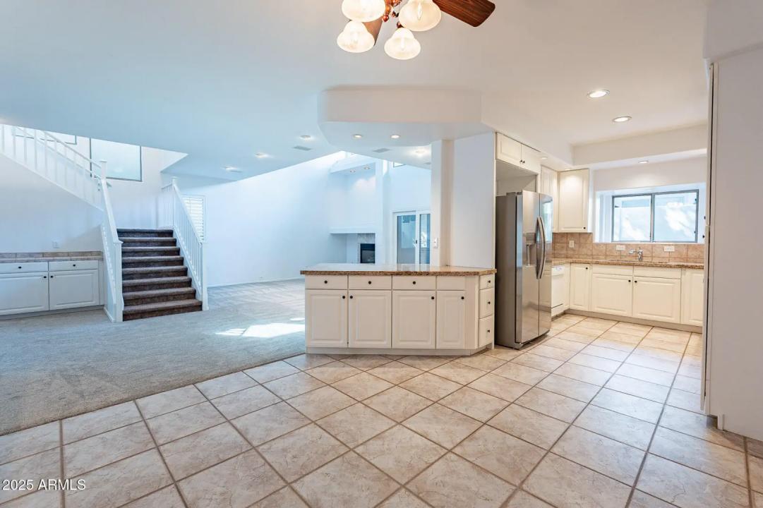 Real Estate Picture 6