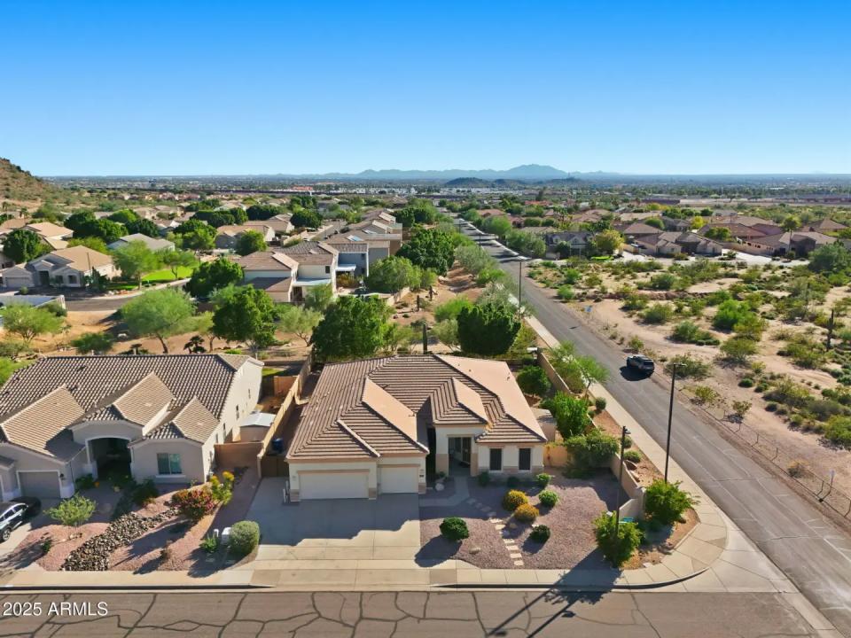 Real Estate Picture 52