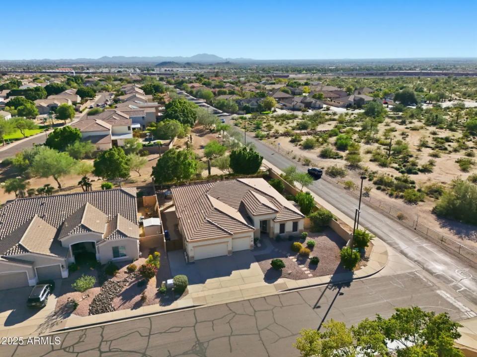 Real Estate Picture 51