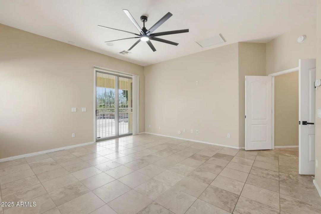 Real Estate Picture 33