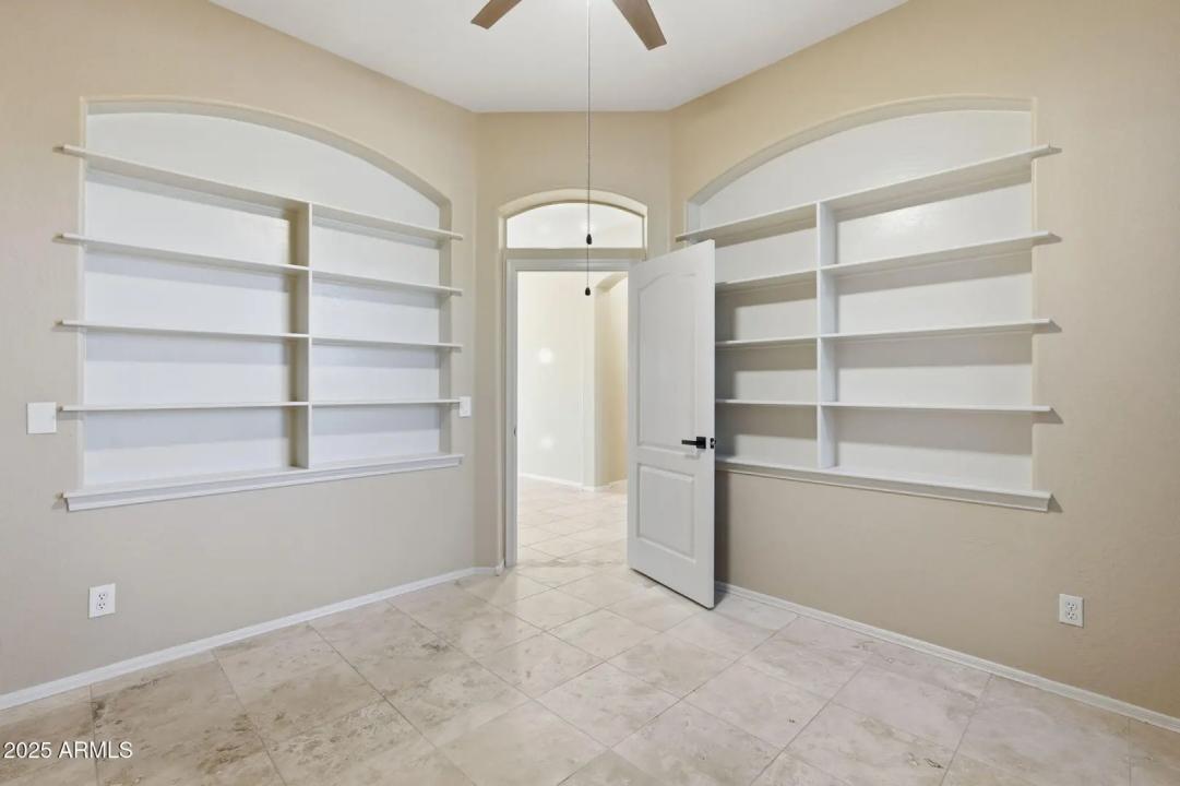 Real Estate Picture 20