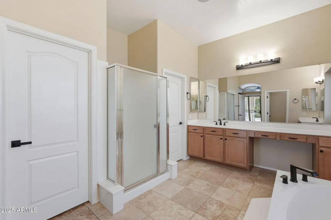 Real Estate Picture 35