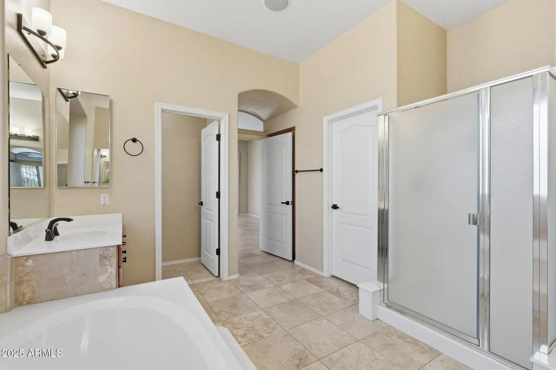 Real Estate Picture 37