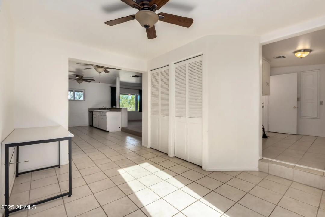 Real Estate Picture 16