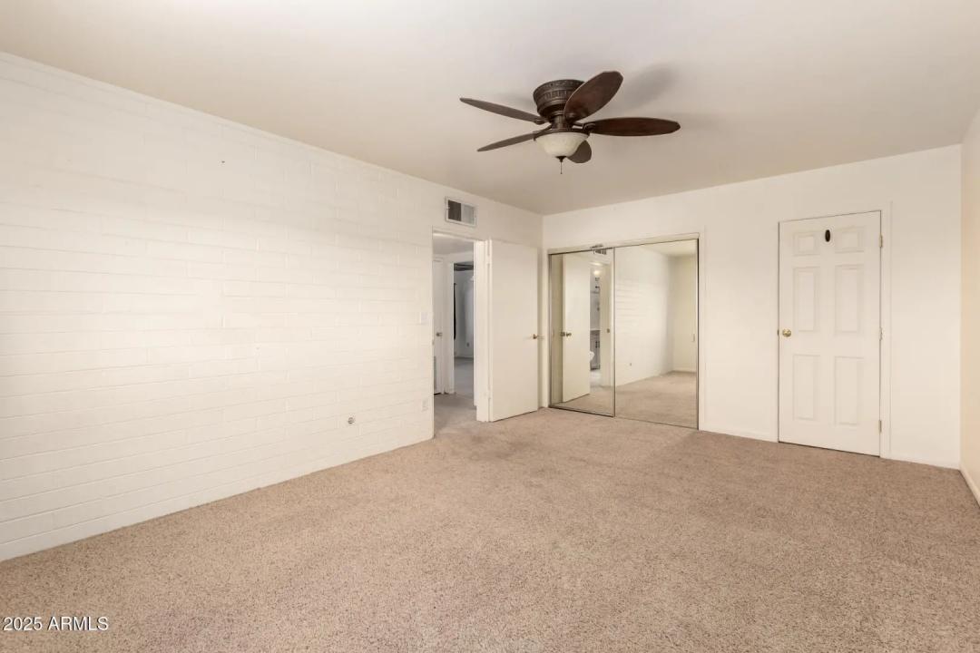 Real Estate Picture 22