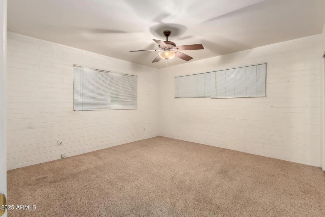 Real Estate Picture 23