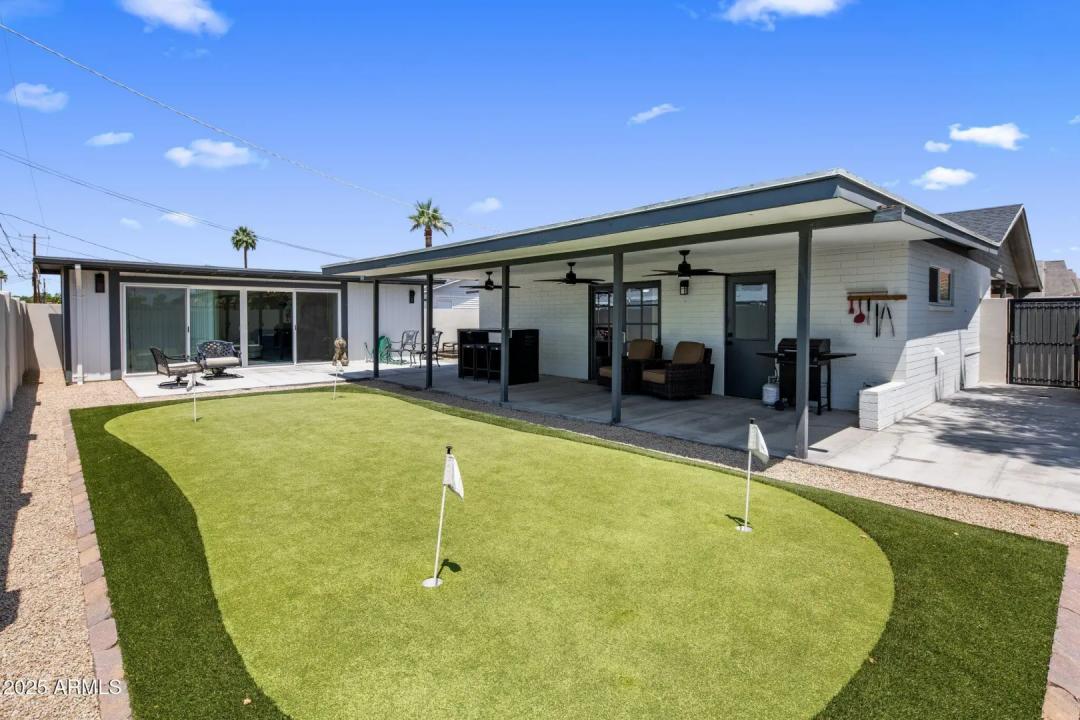 Real Estate Picture 21