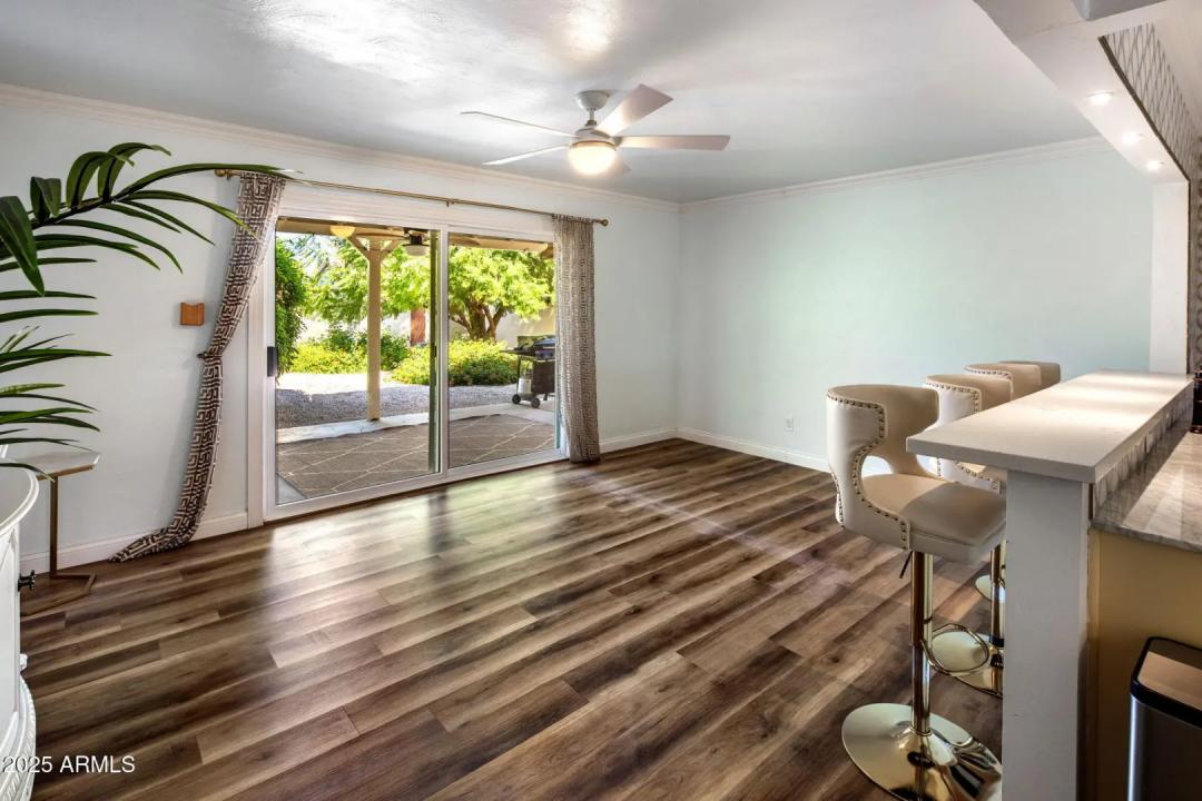 Real Estate Picture 10