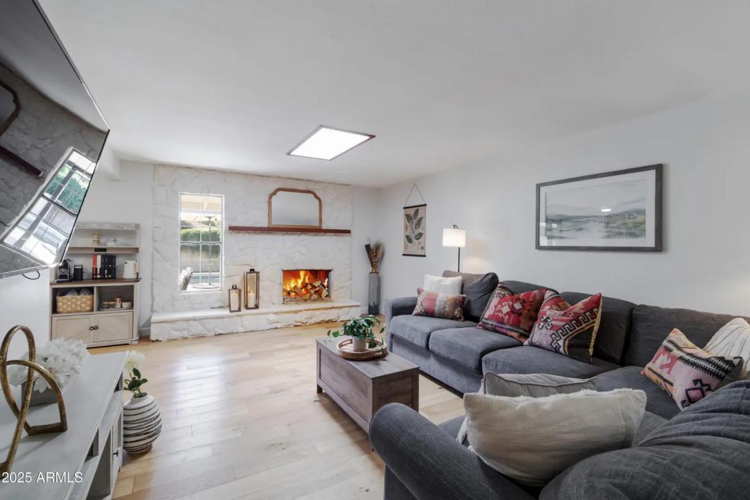 Real Estate Picture 2