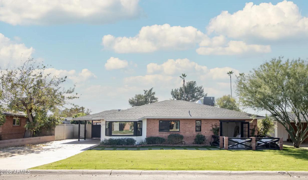 1903 E PALO VERDE Drive Phoenix AZ 85016