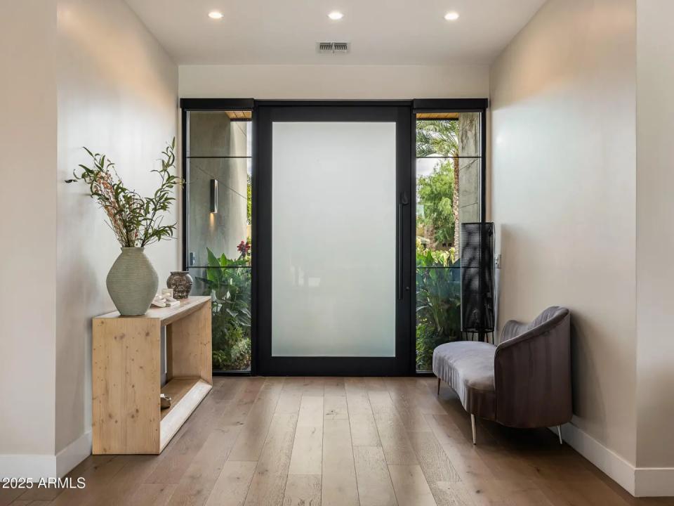 Real Estate Picture 10