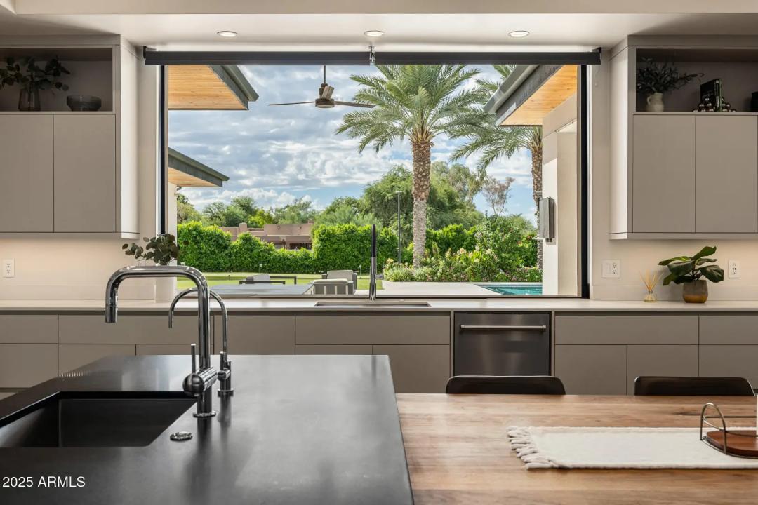 Real Estate Picture 21