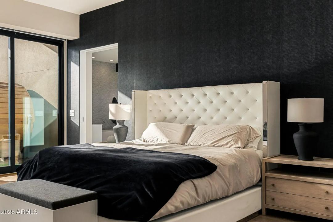 Real Estate Picture 30