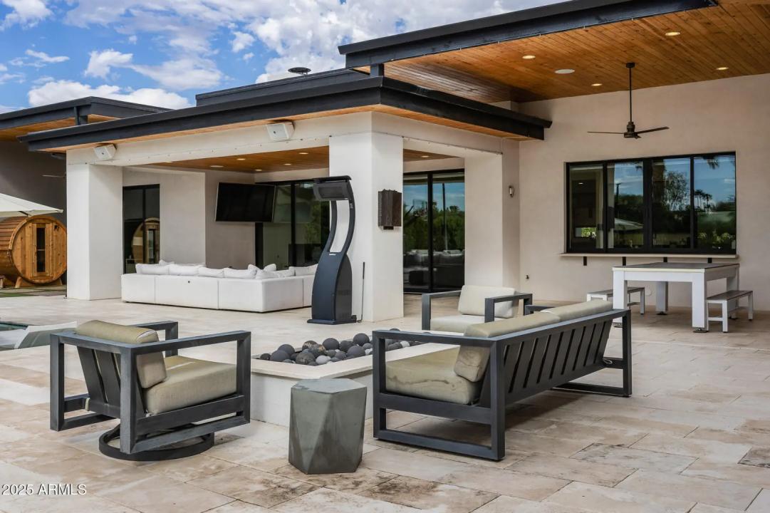 Real Estate Picture 43