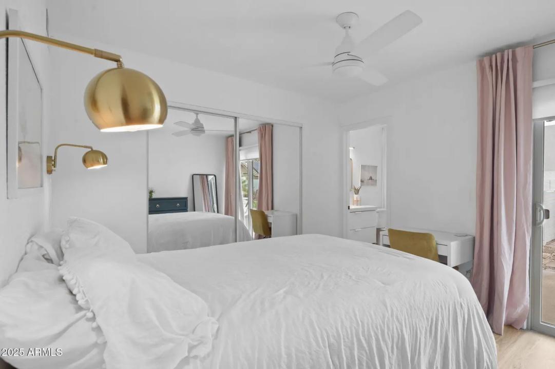 Real Estate Picture 11