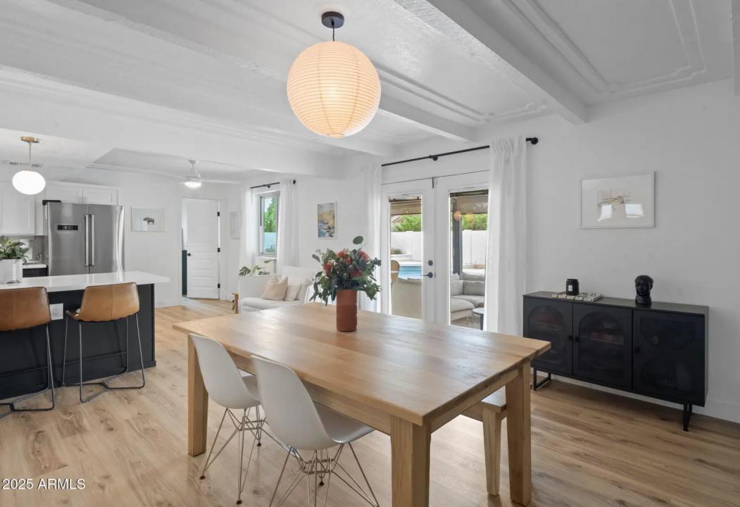 Real Estate Picture 18