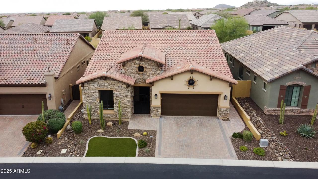 Real Estate Picture 28