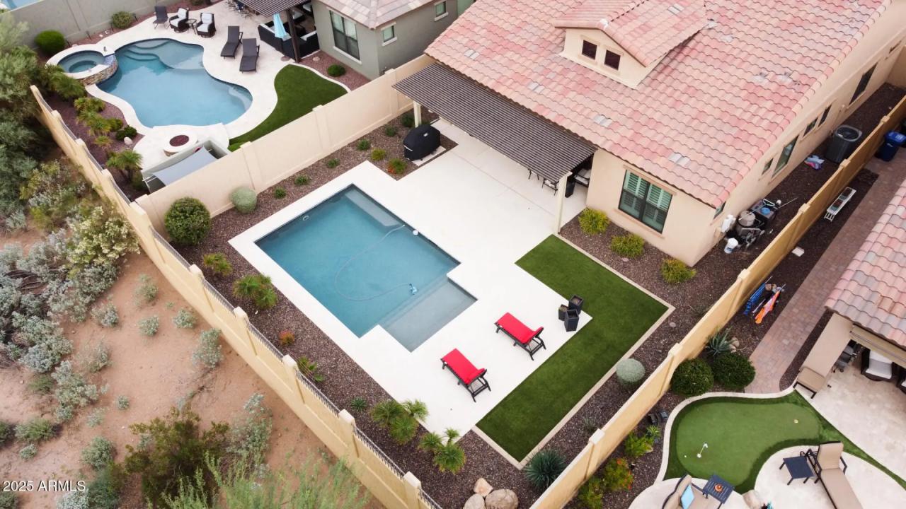 Real Estate Picture 26