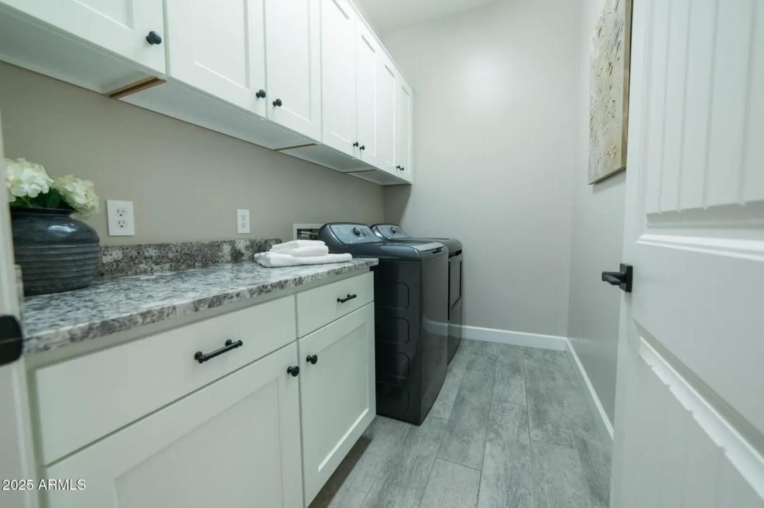 Real Estate Picture 15