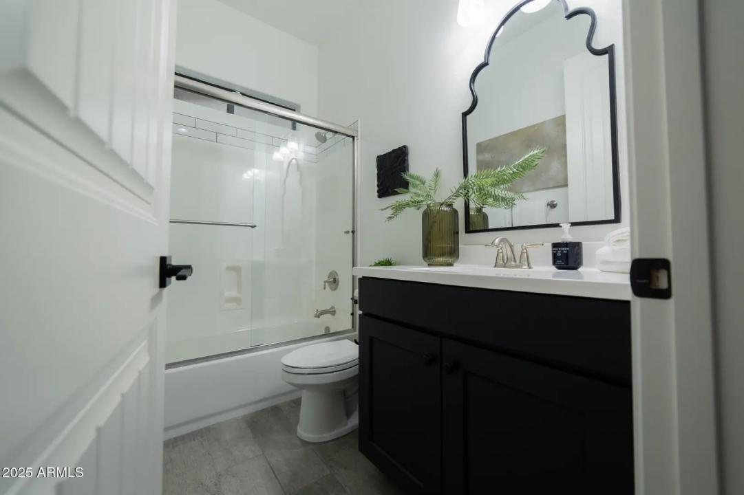 Real Estate Picture 20