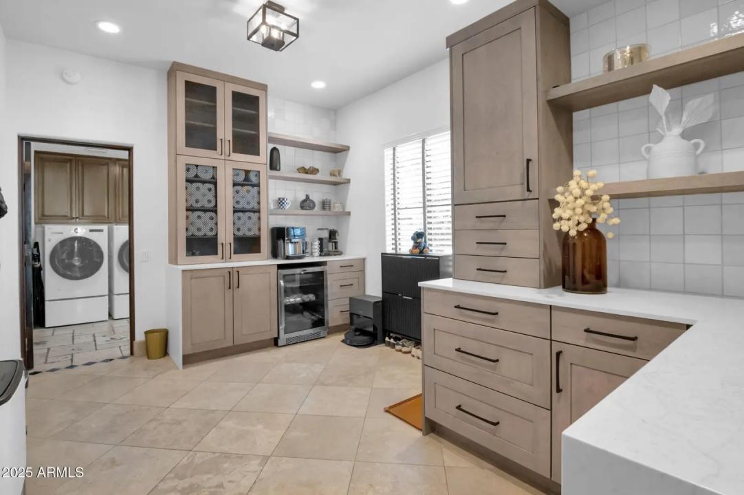 Real Estate Picture 21