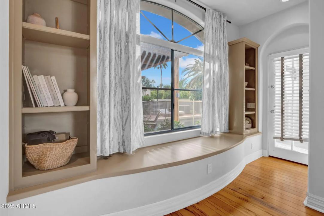 Real Estate Picture 25