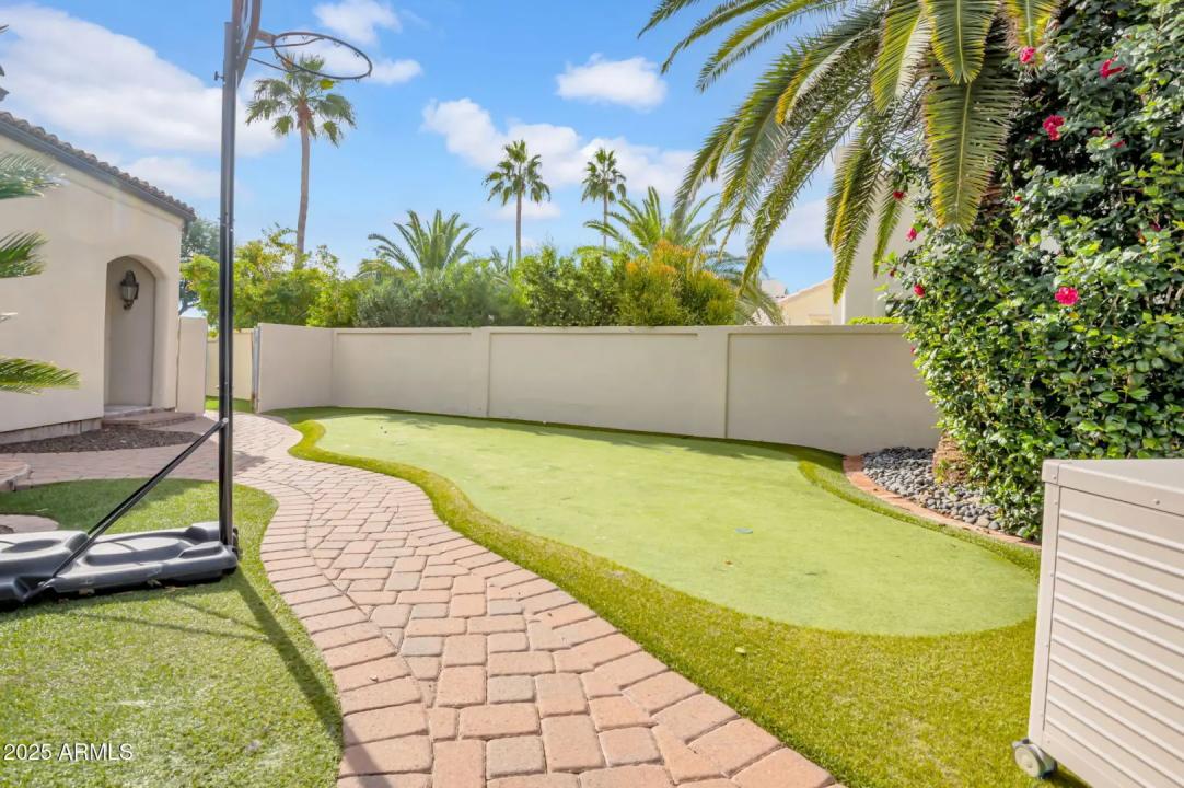 Real Estate Picture 49