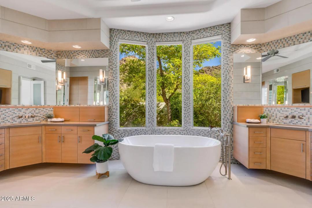 Real Estate Picture 47