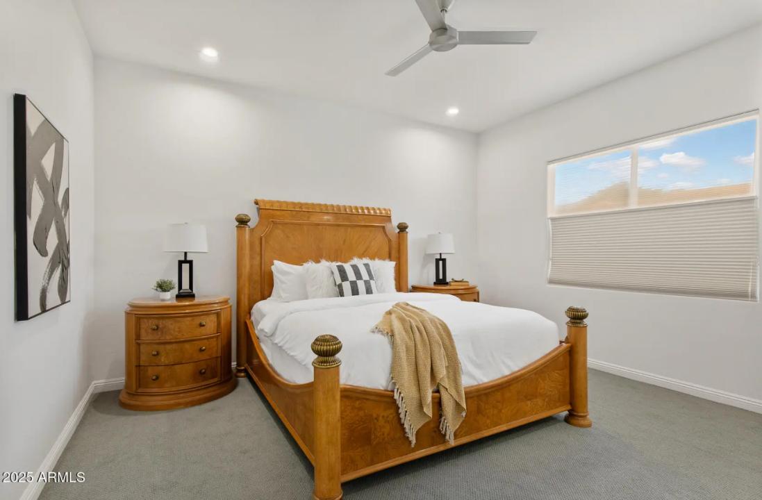 Real Estate Picture 64