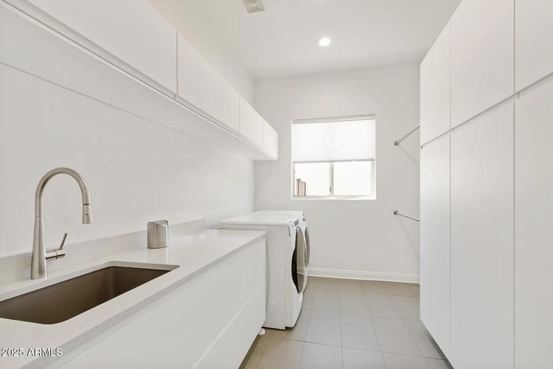 Real Estate Picture 70