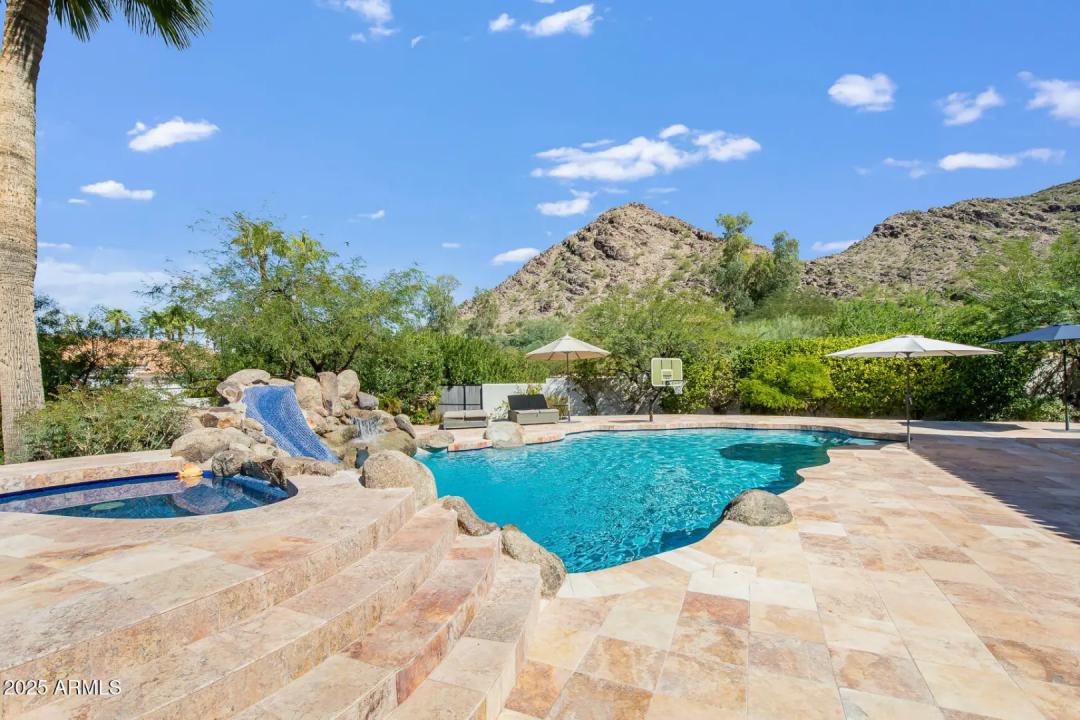 Real Estate Picture 38